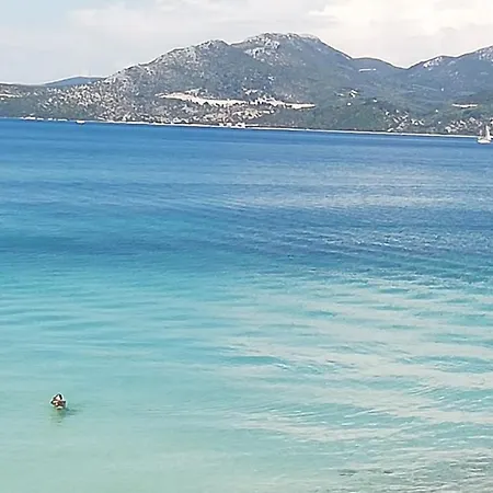 Ξενοδοχείο με διαμερίσματα Galanos 2*