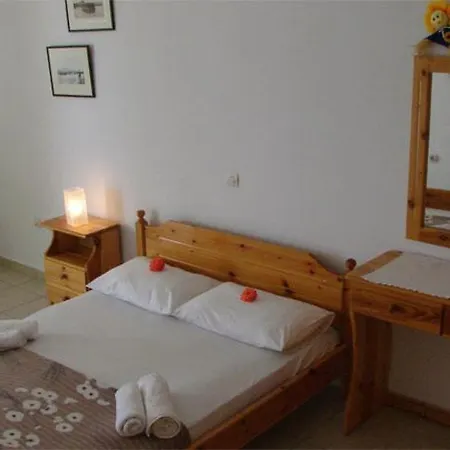 Galanos Aparthotel 2*